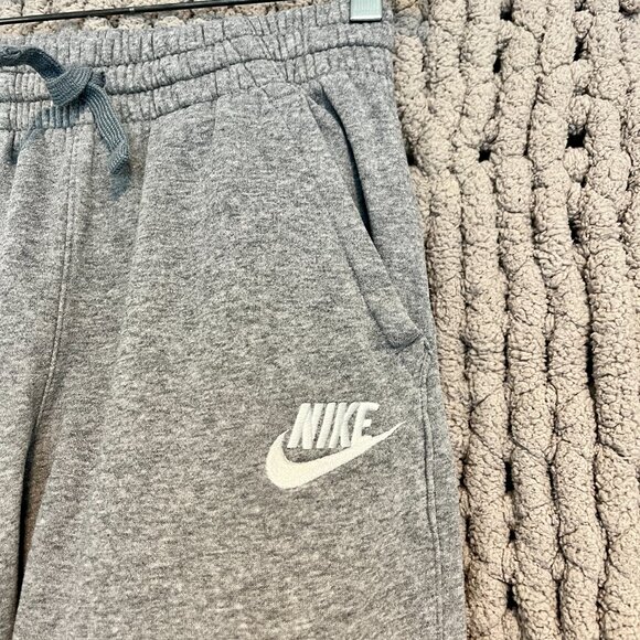 Nike Grey Fleece Joggers – Youth Size Large - Picture 2 of 7